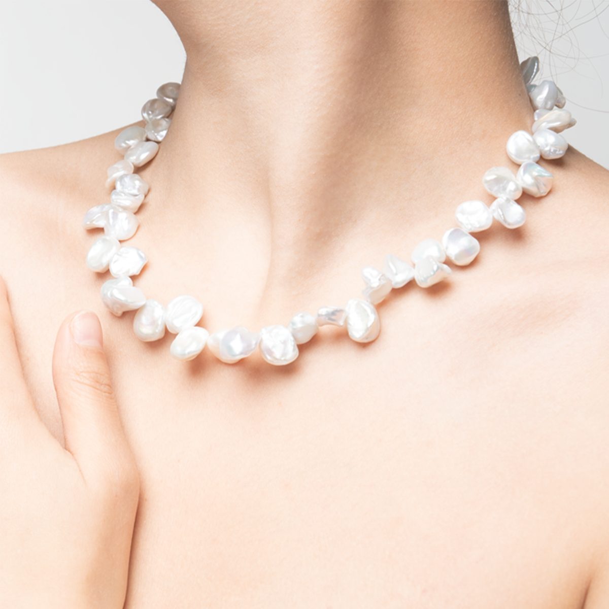 落英 （不带吊坠）-9-12mm白色淡水无核keshi珍珠项链 淡水keshi Pearl Necklace detail view