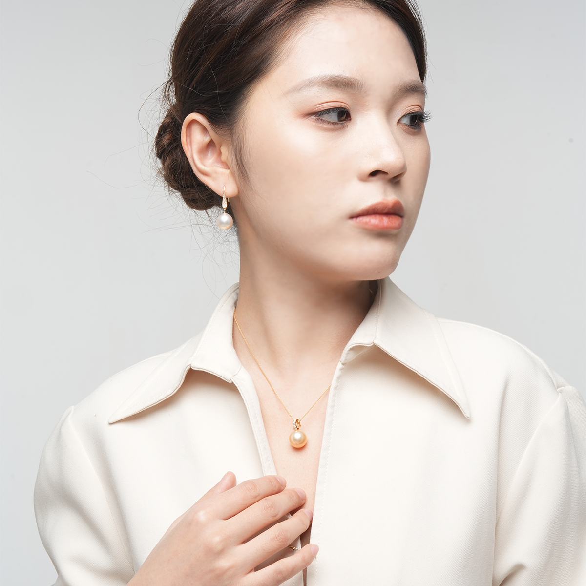 日出金-12-13mm金色淡水珍珠吊坠 淡水爱迪生 Pearl Pendant product display