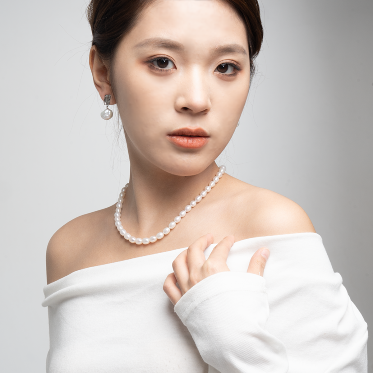 美人泪 - 8.5-9.5 mm白色淡水无核珍珠项链 淡水无核 Pearl Necklace detail view