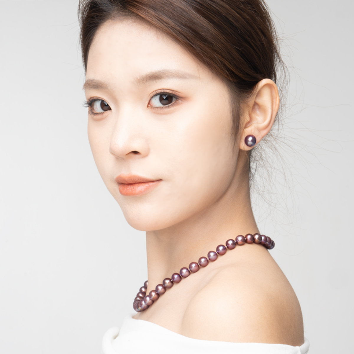 帝王紫-10-11mm紫色淡水珍珠耳钉 淡水爱迪生 Pearl Earrings detail view